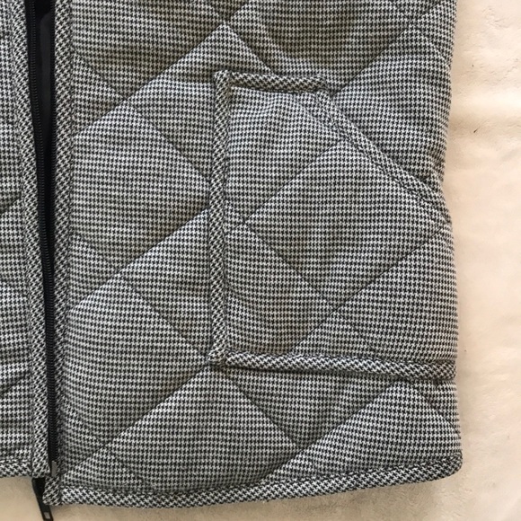 Best - Picture 3 of 3